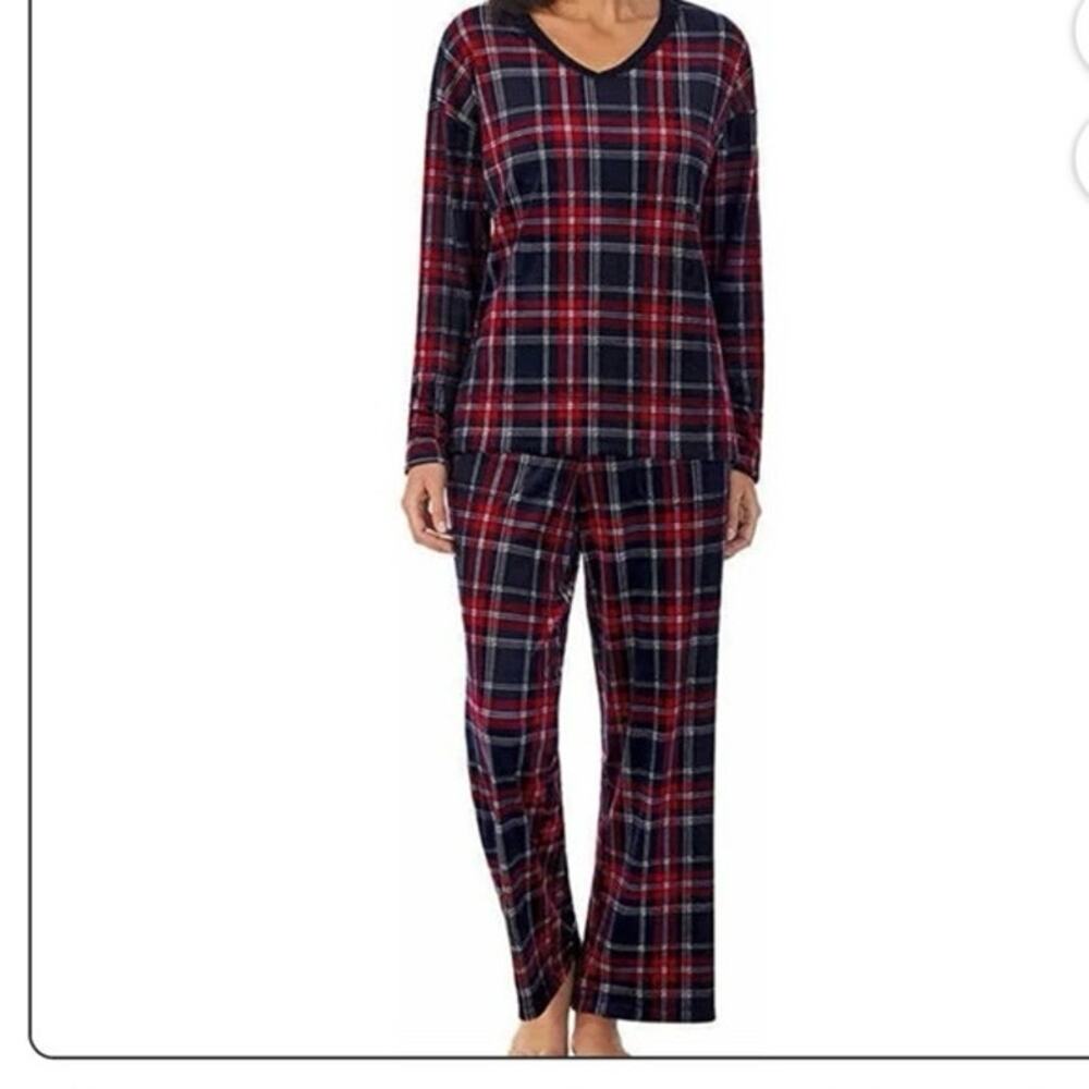 Nautica Women's 2 Piece Cozy Fleece Pajama Sleepwear Set